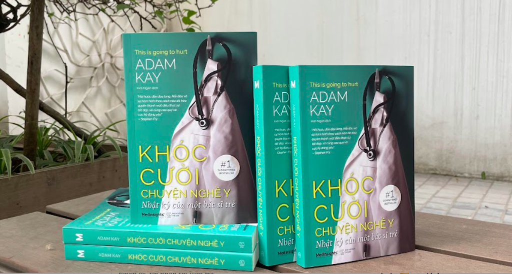 "Khóc cười chuyện nghề Y": Blouse trắng cũng biết đau và cần được thấu hiểu