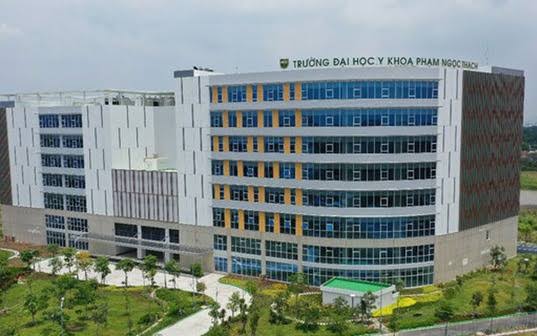 Trường ĐH Y khoa Phạm Ngọc Thạch thông báo học phí năm học 2026-2027, sinh viên khóa mới đóng theo hướng dẫn nhập học