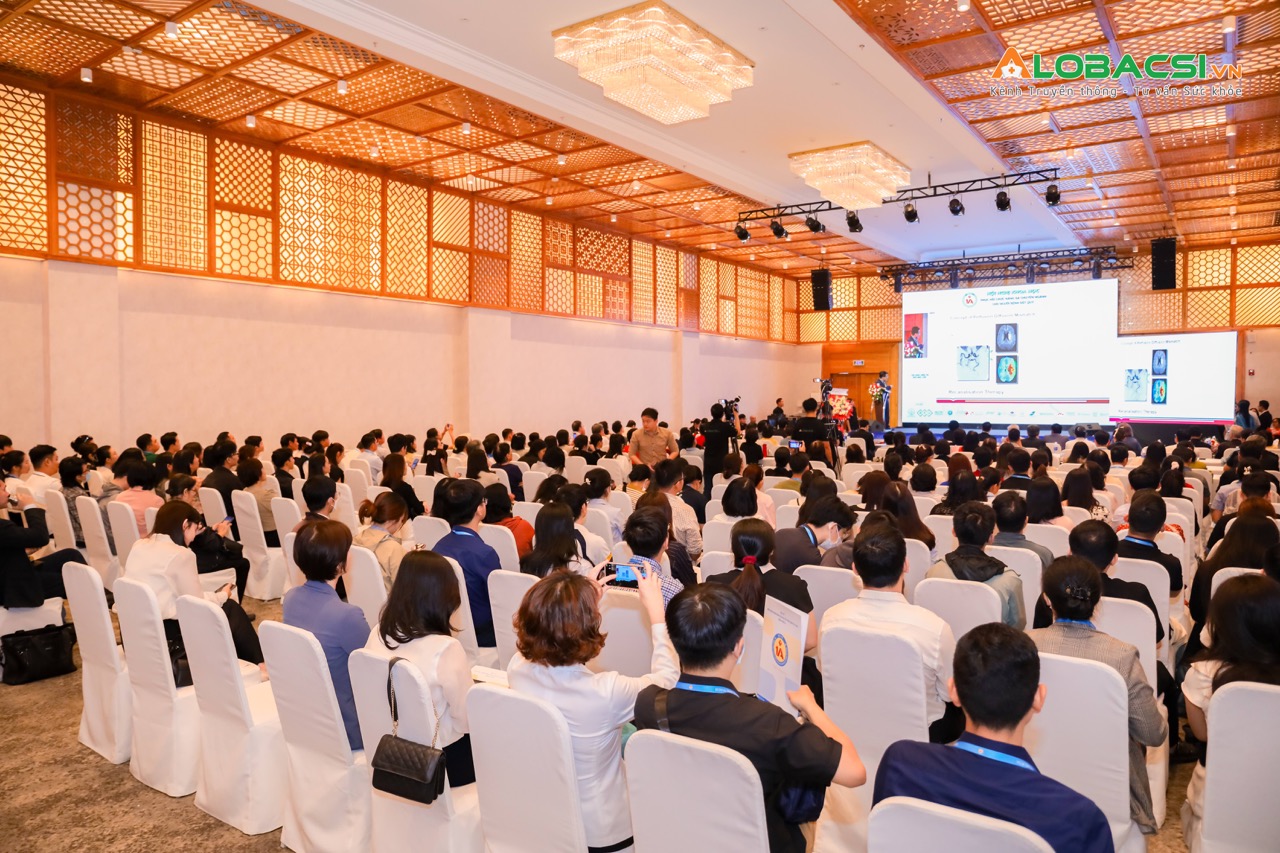 Bác sĩ báo cáo đúng giờ: chi tiết nhỏ nhưng tạo ấn tượng lớn