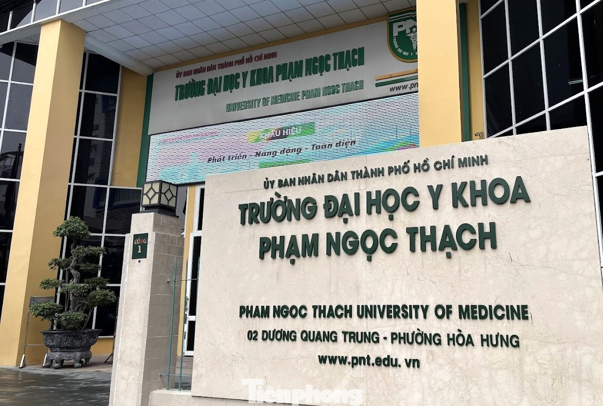 Học phí ngành Y 2026 ở miền Nam tăng mạnh: Có trường tăng gấp rưỡi