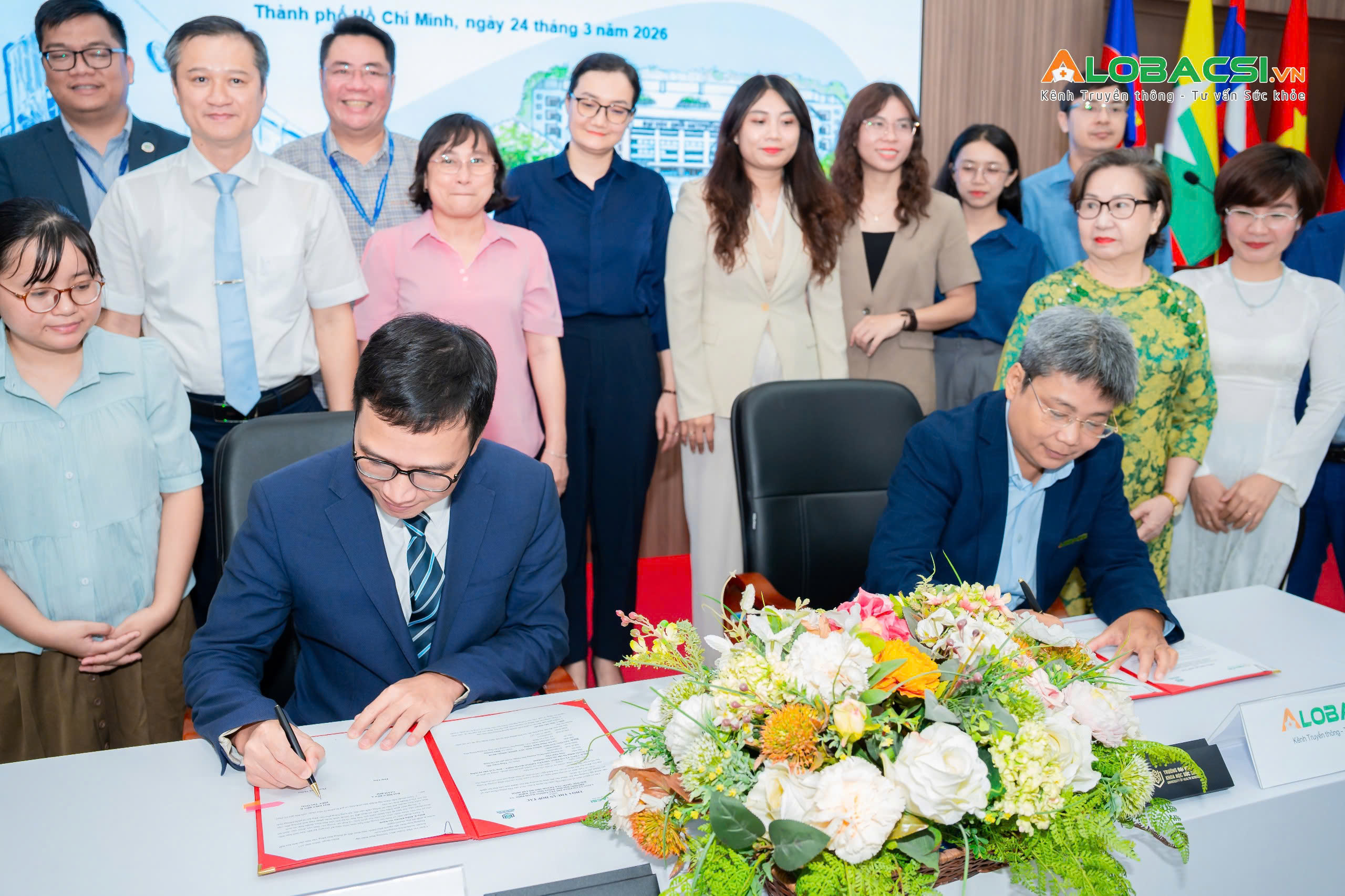 AloBacsi ký hợp tác với ĐH Khoa học Sức khỏe 3.jpg
