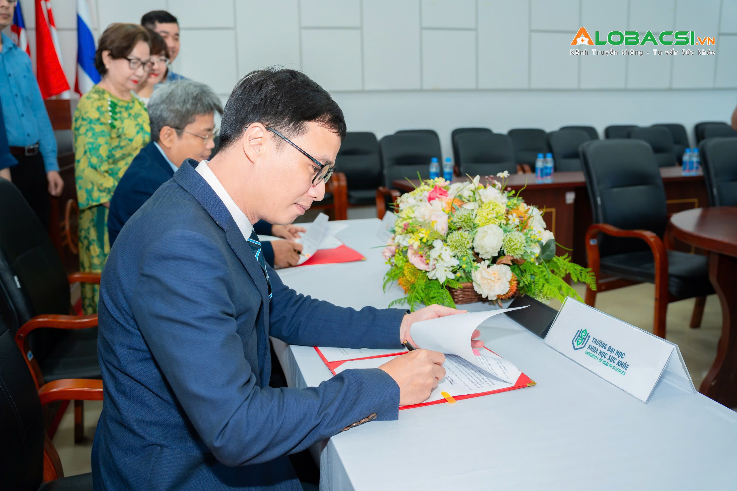AloBacsi ký hợp tác với ĐH Khoa học Sức khỏe 6.jpg