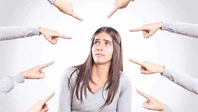 Vượt qua nỗi sợ bị đánh giá, giải phóng bản thân để thành công