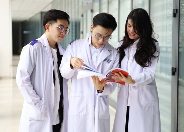 4 trường lớn ngành y đồng loạt điều chỉnh đề án tuyển sinh và học phí năm 2026