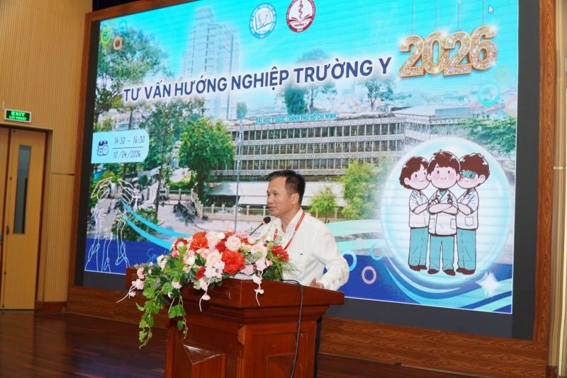 PGS.TS.BS Phùng Nguyễn Thế Nguyên.jpeg