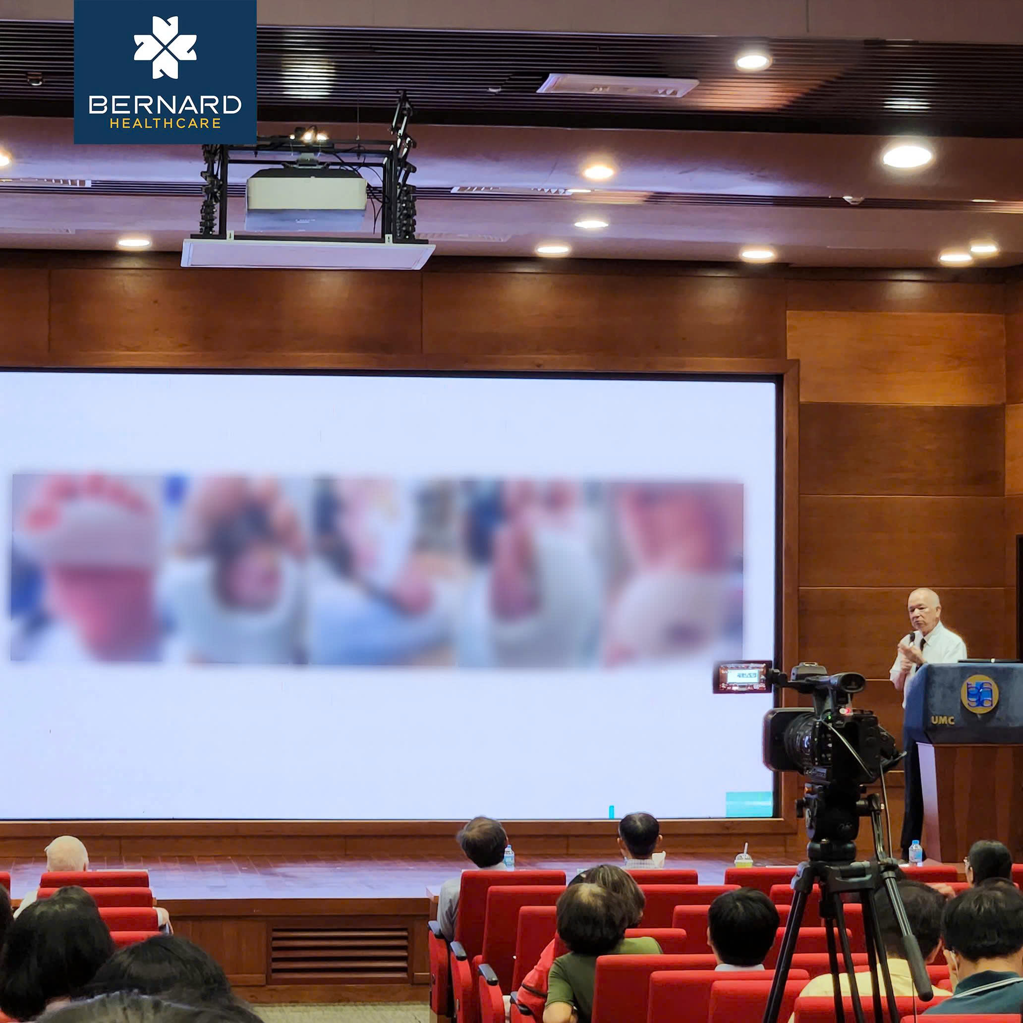 Bernard Healthcare mang kinh nghiệm quản lý loét bàn chân đái tháo đường ra diễn đàn khoa học quốc tế