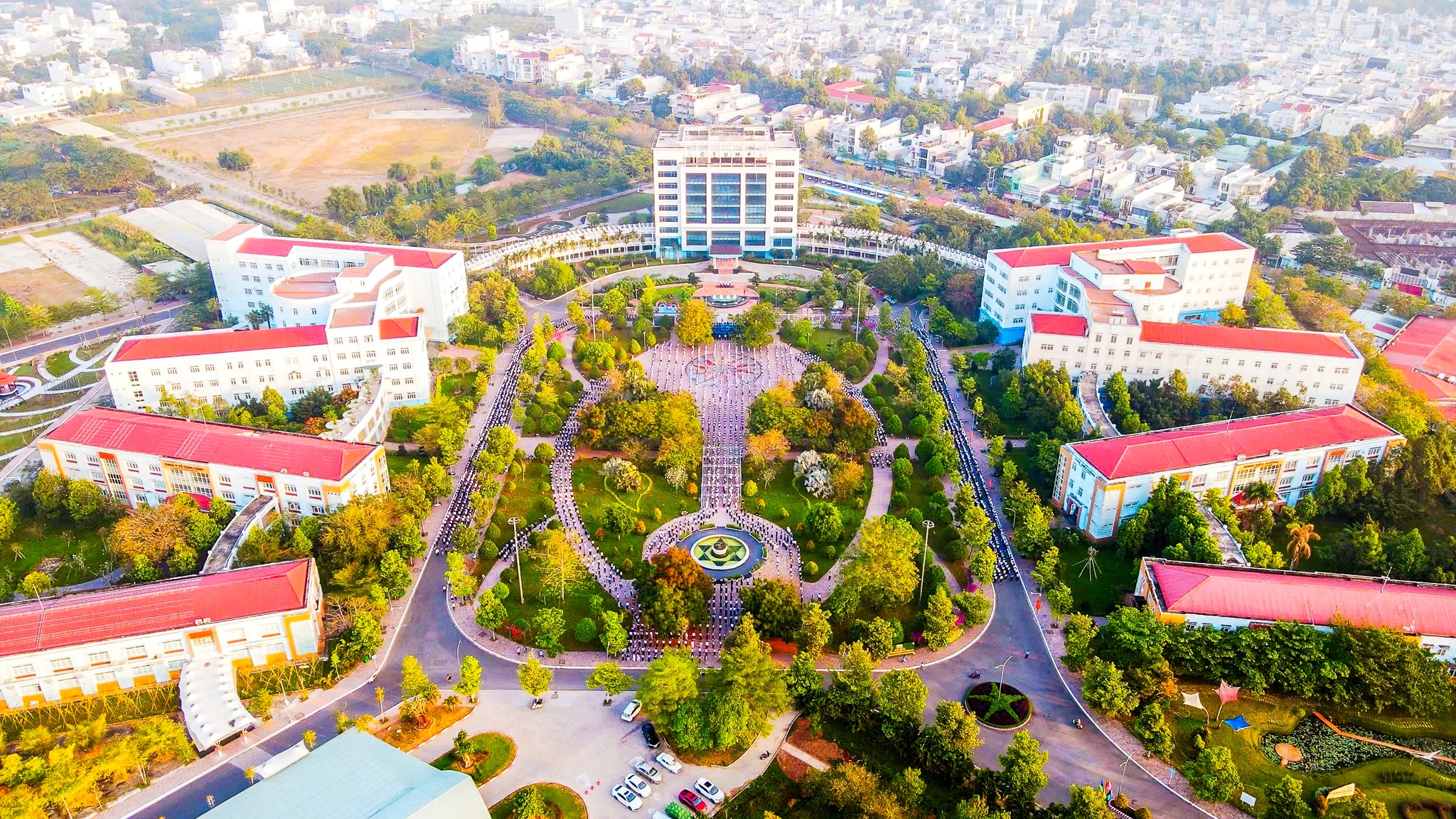 Trường ĐH YD Cần Thơ.jpg