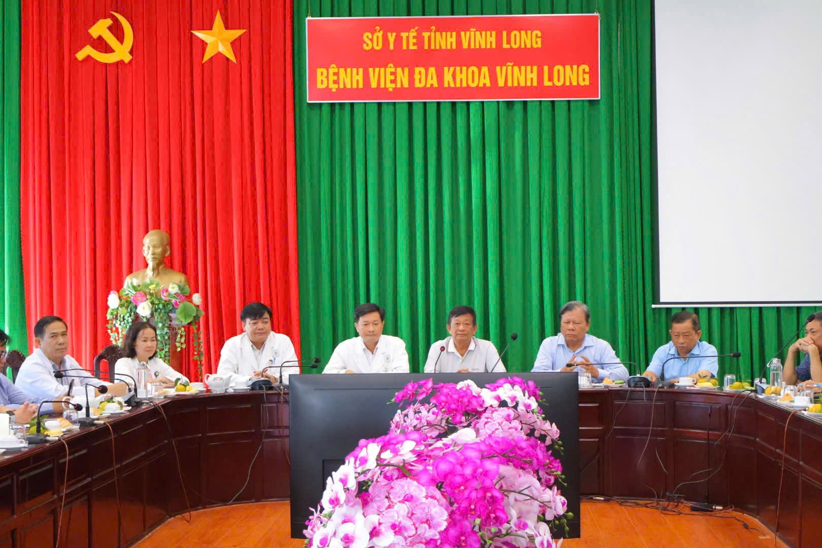 VL 3.jpg