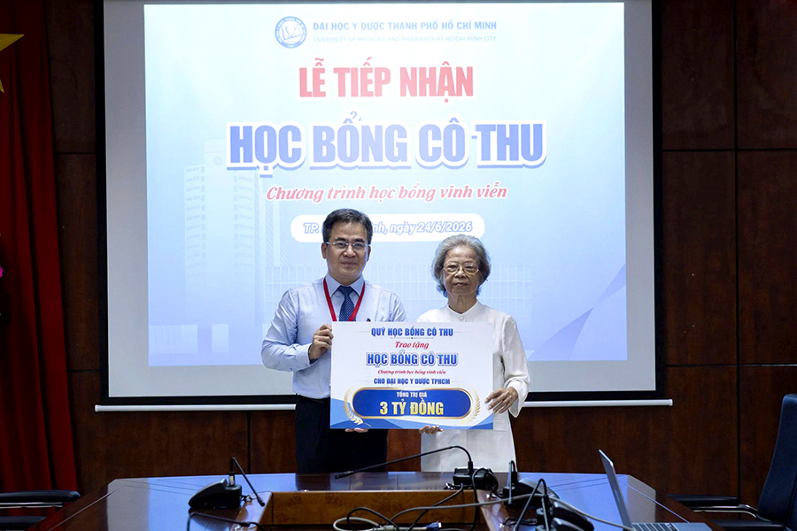 Quỹ học bổng Cô Thu tiếp sức cho các bác sĩ tương lai