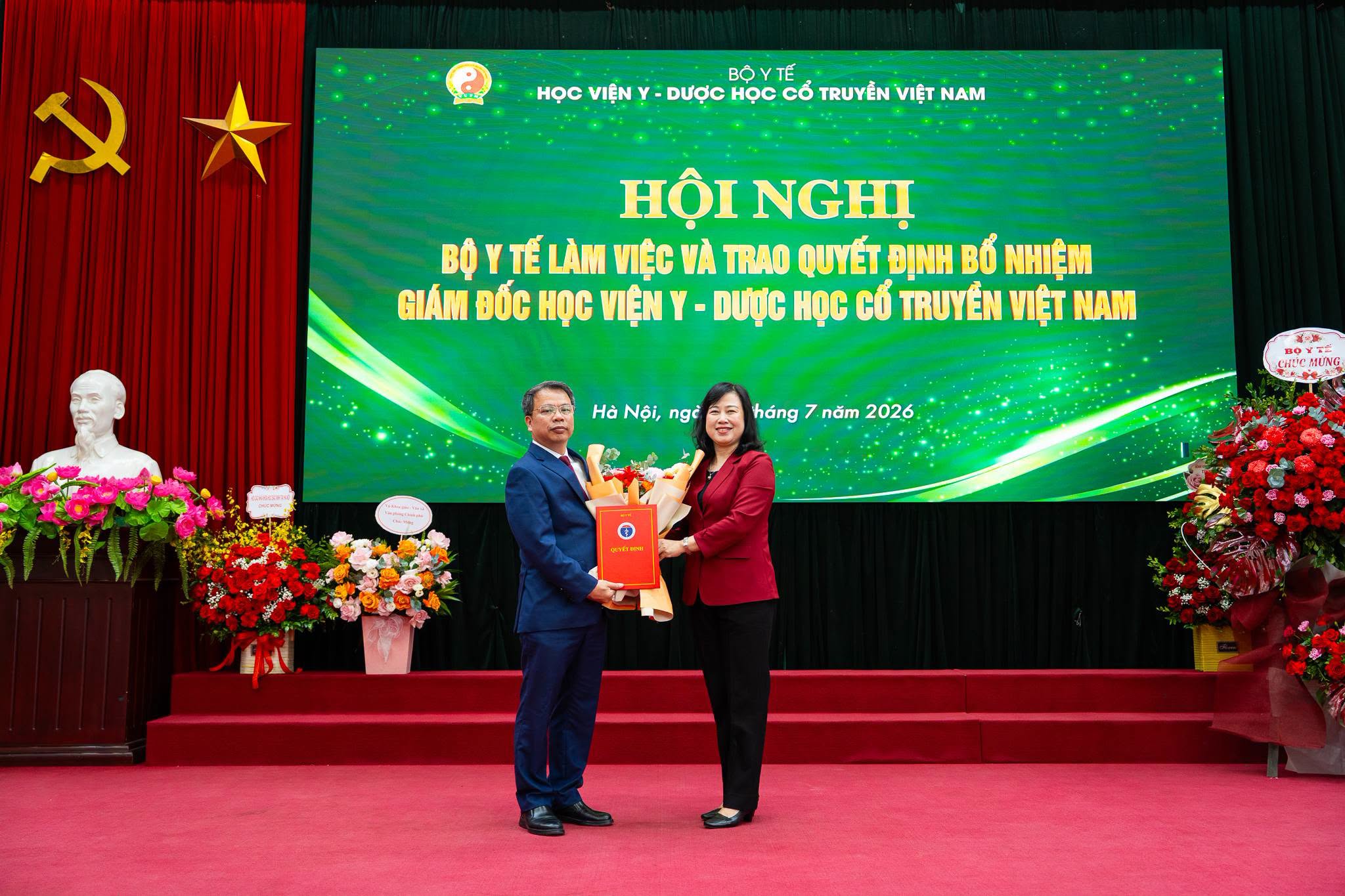 PGS.TS Nguyễn Quốc Huy giữ chức Giám đốc Học viện Y - Dược học cổ truyền Việt Nam