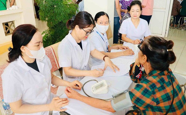 Bộ Y tế đang hoàn thiện định mức nhân lực mới cho trạm y tế xã 