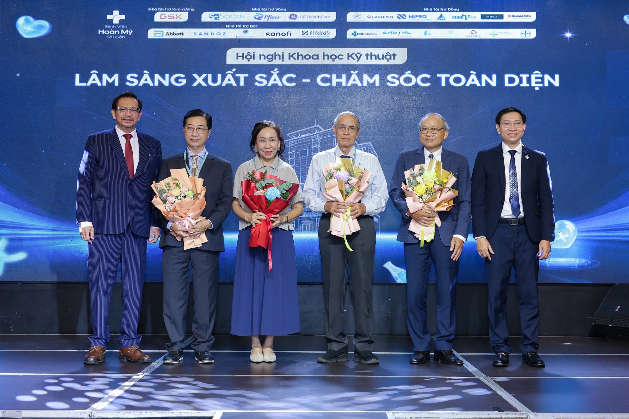 Bệnh viện Hoàn Mỹ Sài Gòn giới thiệu 77 đề tài nghiên cứu và poster tại hội nghị khoa học năm 2026